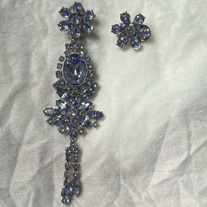 Burberry Crystal Drop Earring And Stud Set In Lavender Blue . Clip on earrings